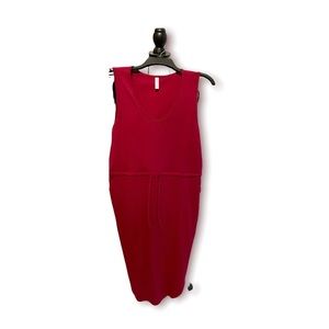 Red V-neck dress with drawstring at waist and pockets.